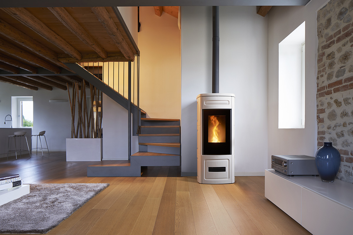Piazzetta - P220C Pellet Heater Piazzetta-SY-P220C-bianco-grigio