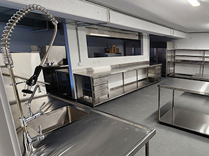 Fabrications - Overview fab_thumb_stainless-exhaust-hoods-benches