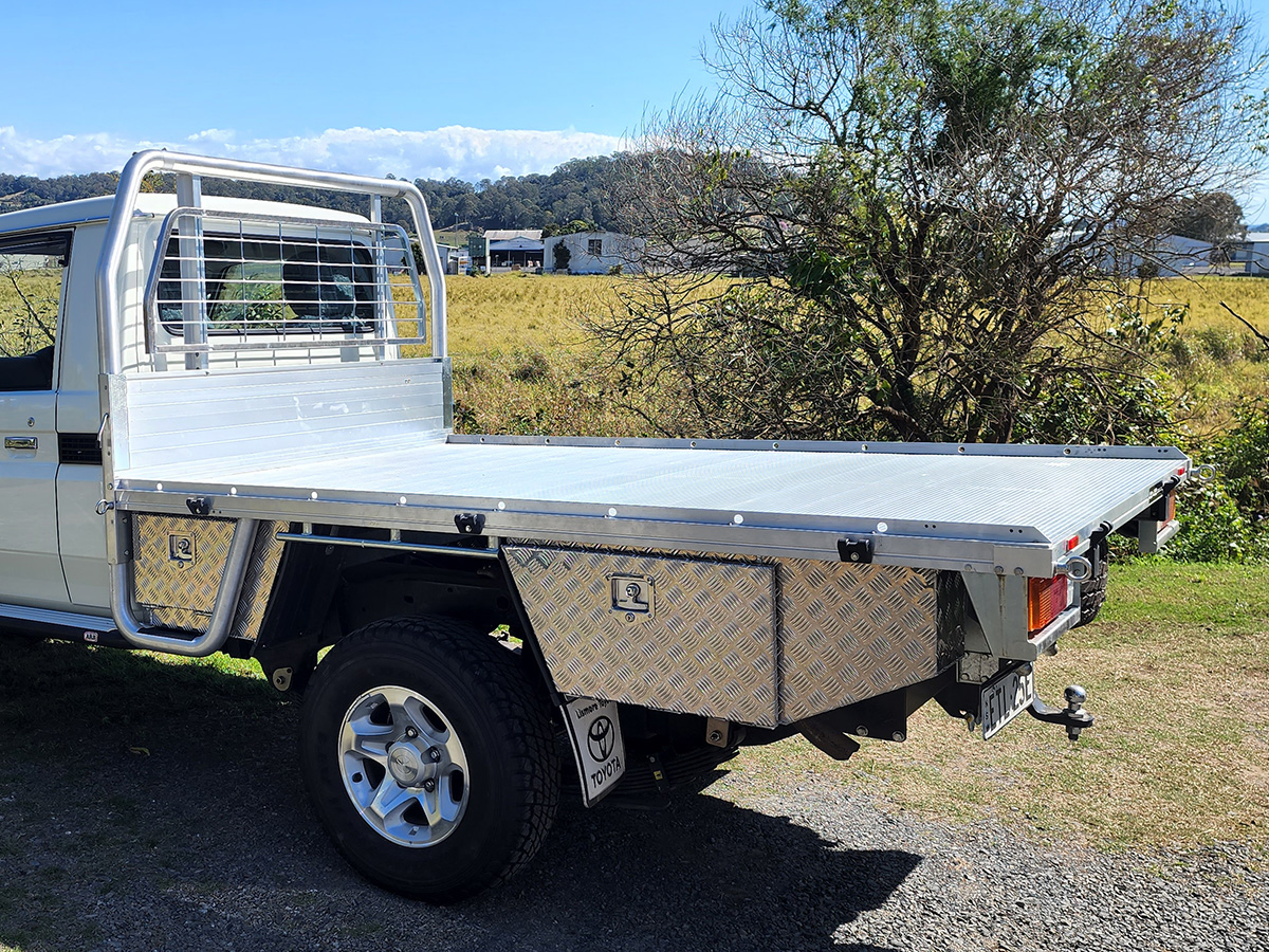 Custom Toolboxes & Ute Canopies toolboxes-ute-canopies-ss-img04